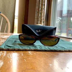 Ray Ban Early 2000s Style Sunglasses